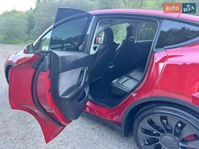 Тесла Model Y 2022 в Львове на Automoto.ua Красный Тесла Model Y, объемом двигателя 0 л и пробегом 45 тыс. км за 30999 $, фото 46 на Automoto.ua