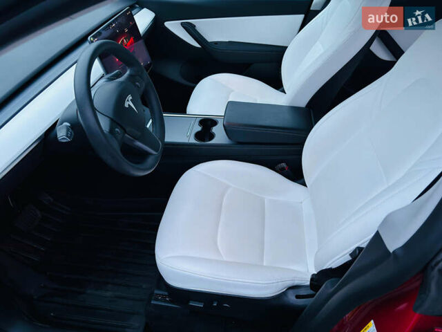 Красный Тесла Model Y, объемом двигателя 0 л и пробегом 78 тыс. км за 24000 $, фото 19 на Automoto.ua