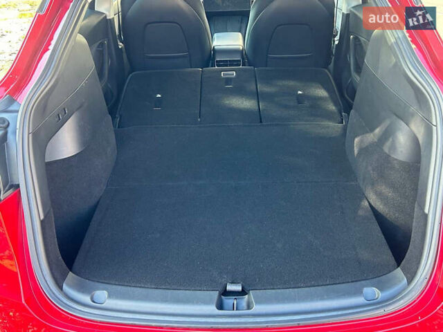 Красный Тесла Model Y, объемом двигателя 0 л и пробегом 44 тыс. км за 24400 $, фото 1 на Automoto.ua