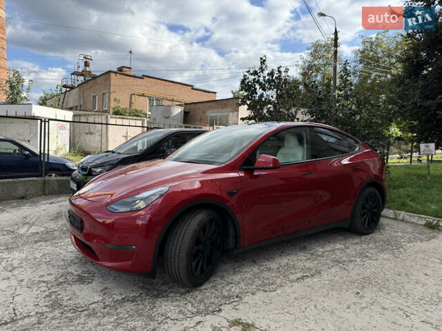 Красный Тесла Model Y, объемом двигателя 0 л и пробегом 25 тыс. км за 24900 $, фото 2 на Automoto.ua