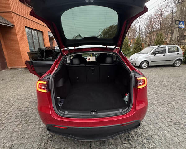 Красный Тесла Model Y, объемом двигателя 0 л и пробегом 102 тыс. км за 26500 $, фото 11 на Automoto.ua
