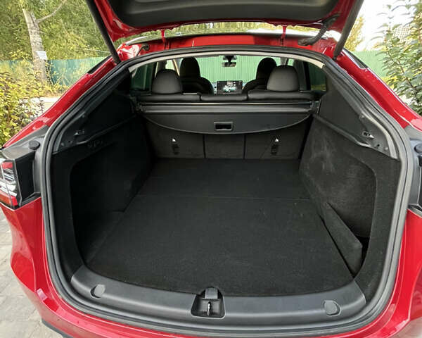 Тесла Model Y 2022 у Броварах на Automoto.ua Червоний Тесла Model Y, об'ємом двигуна 0 л та пробігом 65 тис. км за 32000 $, фото 8 на Automoto.ua