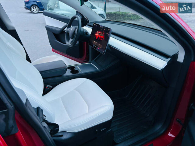 Красный Тесла Model Y, объемом двигателя 0 л и пробегом 78 тыс. км за 24000 $, фото 35 на Automoto.ua