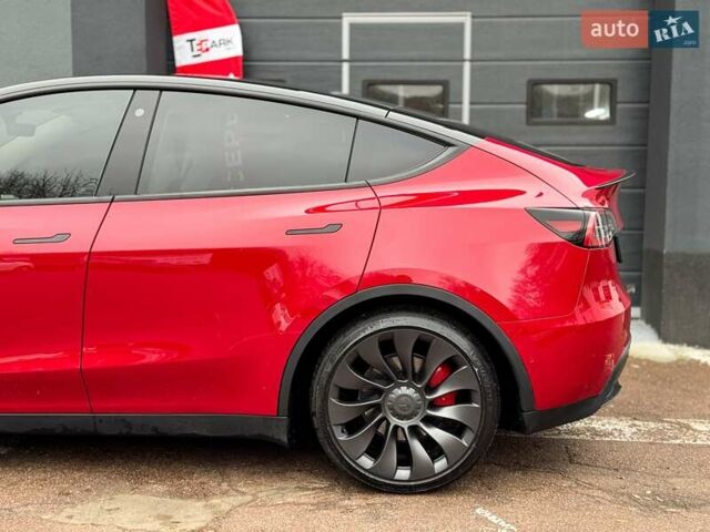 Червоний Тесла Model Y, об'ємом двигуна 0 л та пробігом 25 тис. км за 30999 $, фото 6 на Automoto.ua