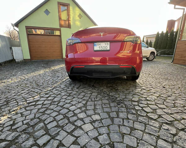 Красный Тесла Model Y, объемом двигателя 0 л и пробегом 46 тыс. км за 27200 $, фото 2 на Automoto.ua