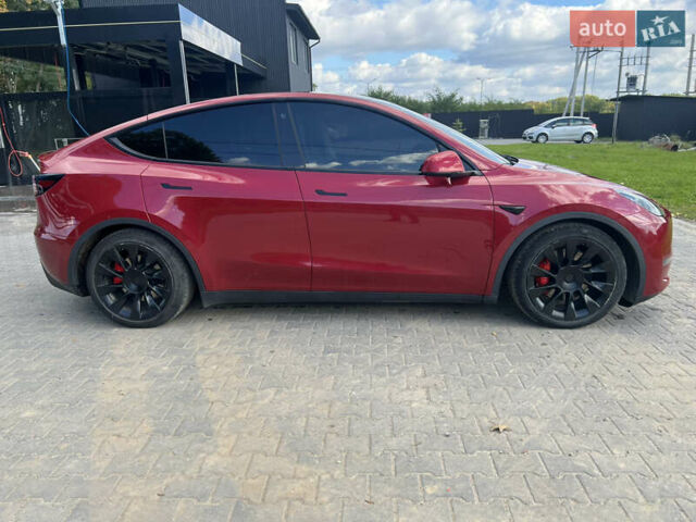 Красный Тесла Model Y, объемом двигателя 0 л и пробегом 47 тыс. км за 26000 $, фото 3 на Automoto.ua