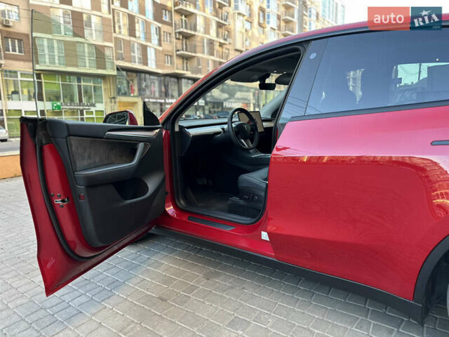 Красный Тесла Model Y, объемом двигателя 0 л и пробегом 72 тыс. км за 27000 $, фото 8 на Automoto.ua