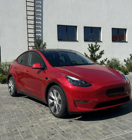Тесла Model Y 2022 у Луцьку на Automoto.ua Червоний Тесла Model Y, об'ємом двигуна 0 л та пробігом 104 тис. км за 23999 $, фото 1 на Automoto.ua