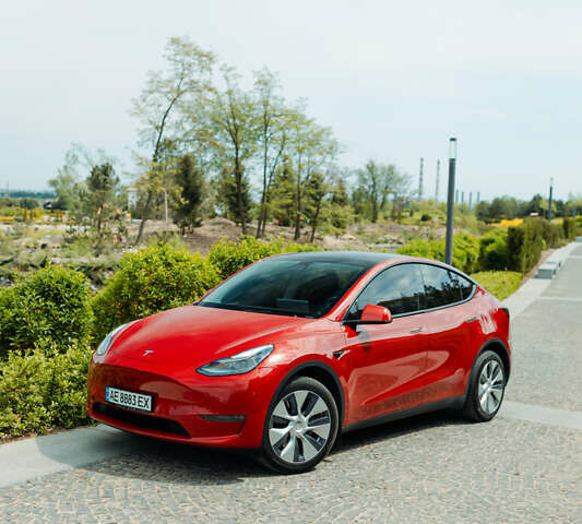 Красный Тесла Model Y, объемом двигателя 0 л и пробегом 29 тыс. км за 31900 $, фото 34 на Automoto.ua