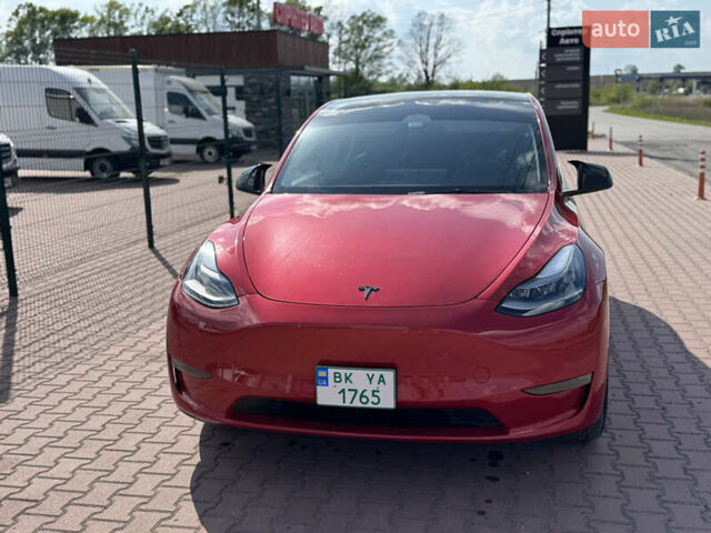 Красный Тесла Model Y, объемом двигателя 0 л и пробегом 71 тыс. км за 23500 $, фото 2 на Automoto.ua