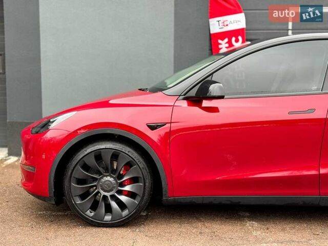 Червоний Тесла Model Y, об'ємом двигуна 0 л та пробігом 25 тис. км за 30999 $, фото 4 на Automoto.ua