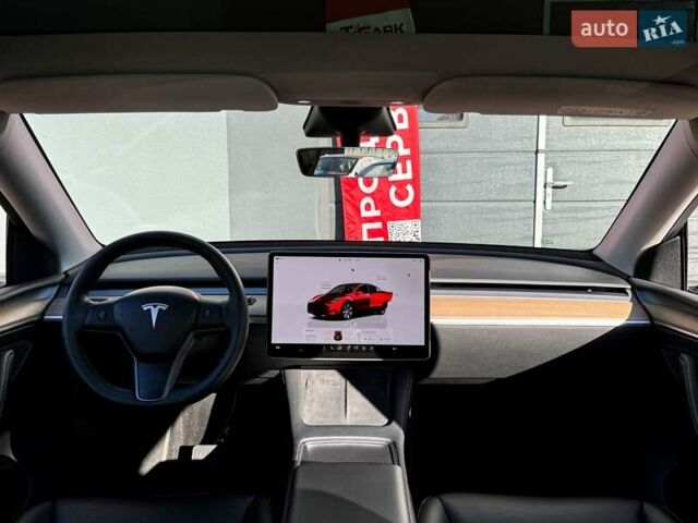 Красный Тесла Model Y, объемом двигателя 0 л и пробегом 55 тыс. км за 34999 $, фото 15 на Automoto.ua