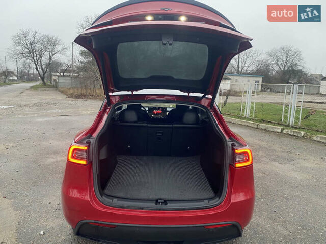 Красный Тесла Model Y, объемом двигателя 0 л и пробегом 70 тыс. км за 27300 $, фото 7 на Automoto.ua