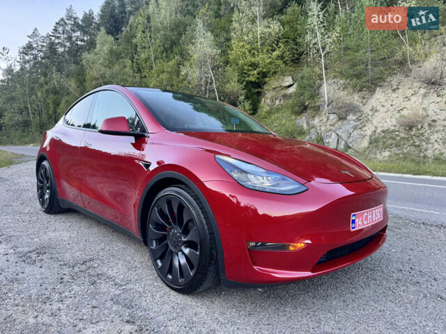 Красный Тесла Model Y, объемом двигателя 0 л и пробегом 40 тыс. км за 29999 $, фото 2 на Automoto.ua