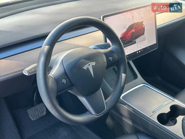 Красный Тесла Model Y, объемом двигателя 0 л и пробегом 44 тыс. км за 24400 $, фото 11 на Automoto.ua