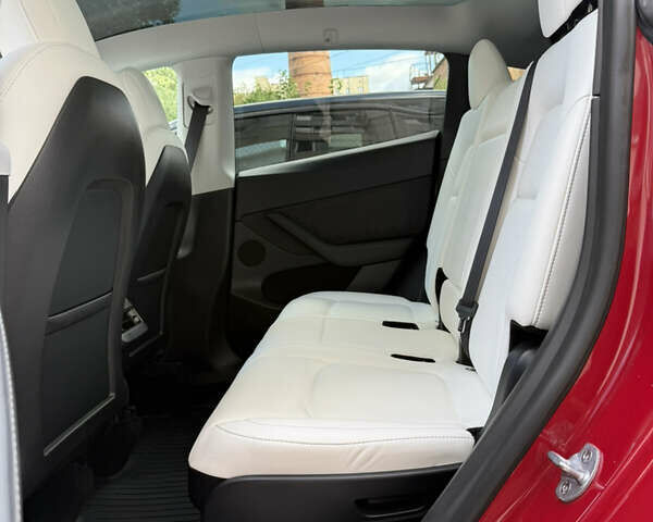 Красный Тесла Model Y, объемом двигателя 0 л и пробегом 25 тыс. км за 24900 $, фото 10 на Automoto.ua