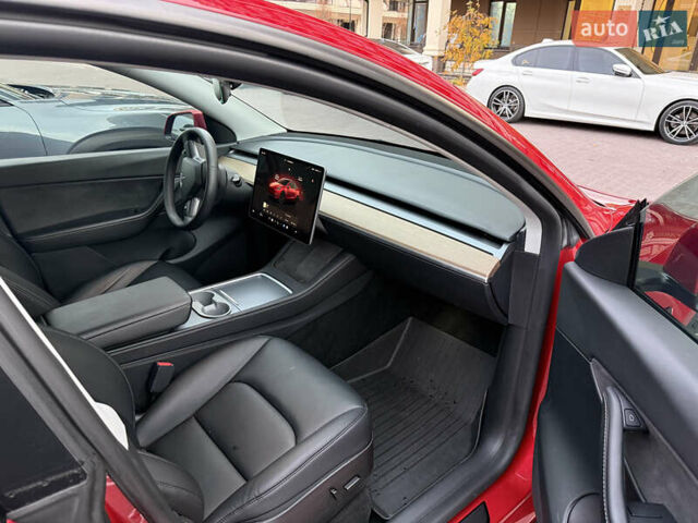 Красный Тесла Model Y, объемом двигателя 0 л и пробегом 41 тыс. км за 25400 $, фото 10 на Automoto.ua