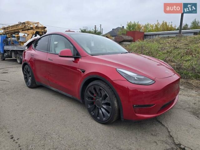 Тесла Model Y 2022 в Костополе на Automoto.ua Красный Тесла Model Y, объемом двигателя 0 л и пробегом 129 тыс. км за 17500 $, фото 1 на Automoto.ua