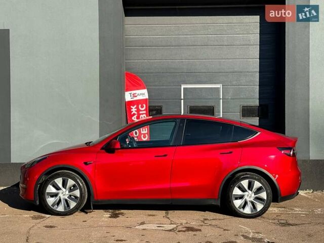 Красный Тесла Model Y, объемом двигателя 0 л и пробегом 55 тыс. км за 34999 $, фото 5 на Automoto.ua