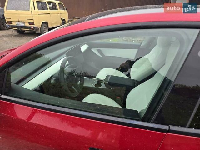 Тесла Model Y 2022 в Костополе на Automoto.ua Красный Тесла Model Y, объемом двигателя 0 л и пробегом 129 тыс. км за 17500 $, фото 15 на Automoto.ua