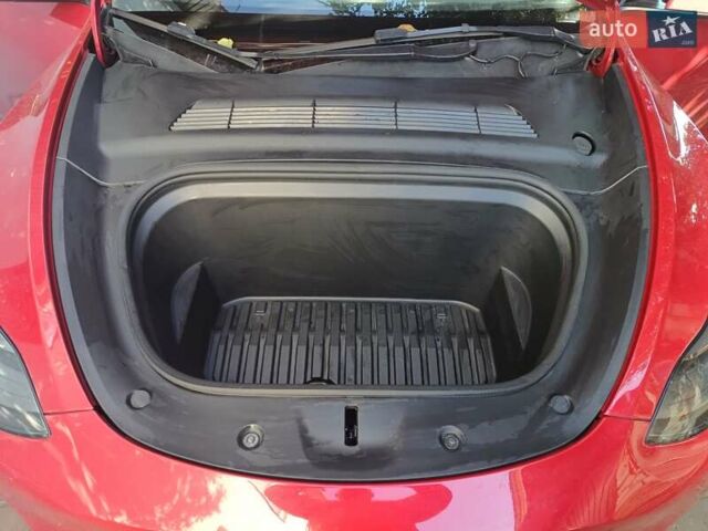 Красный Тесла Model Y, объемом двигателя 0 л и пробегом 134 тыс. км за 22600 $, фото 23 на Automoto.ua