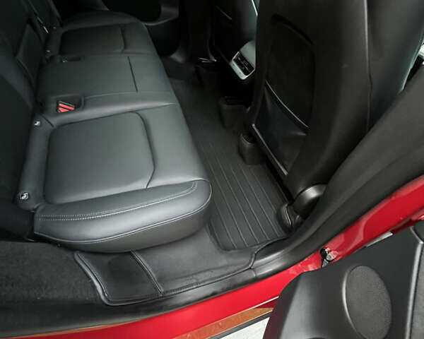 Красный Тесла Model Y, объемом двигателя 0 л и пробегом 65 тыс. км за 36500 $, фото 6 на Automoto.ua