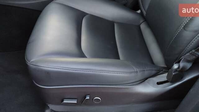 Червоний Тесла Model Y, об'ємом двигуна 0 л та пробігом 37 тис. км за 26000 $, фото 3 на Automoto.ua