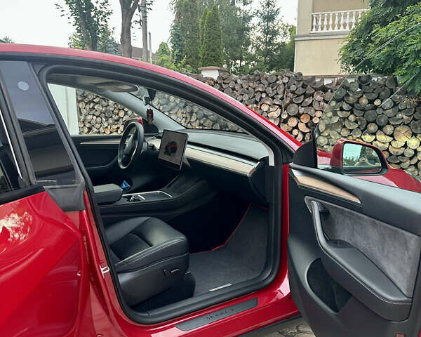 Красный Тесла Model Y, объемом двигателя 0 л и пробегом 33 тыс. км за 30700 $, фото 21 на Automoto.ua