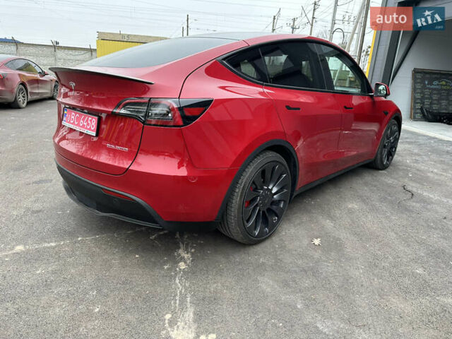 Красный Тесла Model Y, объемом двигателя 0 л и пробегом 54 тыс. км за 27000 $, фото 3 на Automoto.ua