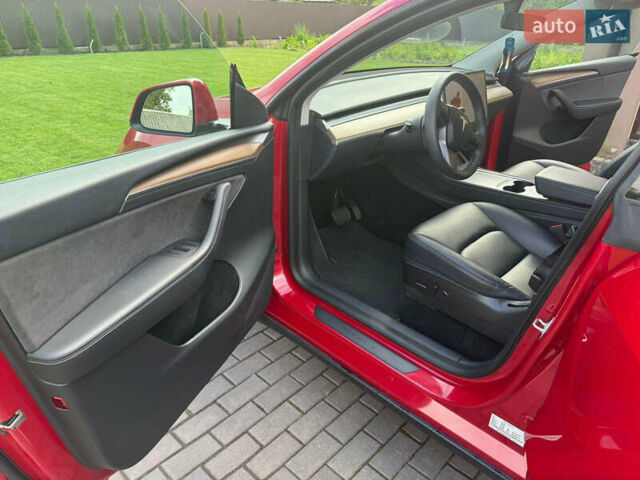 Красный Тесла Model Y, объемом двигателя 0 л и пробегом 25 тыс. км за 28300 $, фото 13 на Automoto.ua