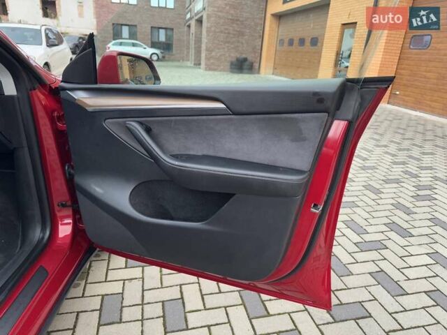 Красный Тесла Model Y, объемом двигателя 0 л и пробегом 10 тыс. км за 26500 $, фото 23 на Automoto.ua