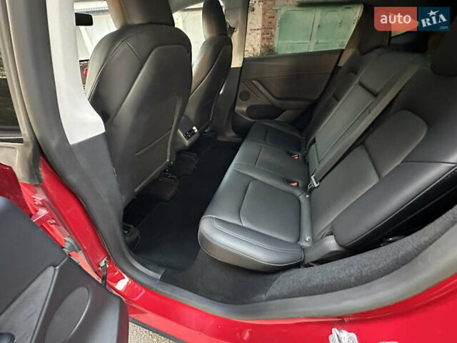Красный Тесла Model Y, объемом двигателя 0 л и пробегом 39 тыс. км за 27700 $, фото 14 на Automoto.ua
