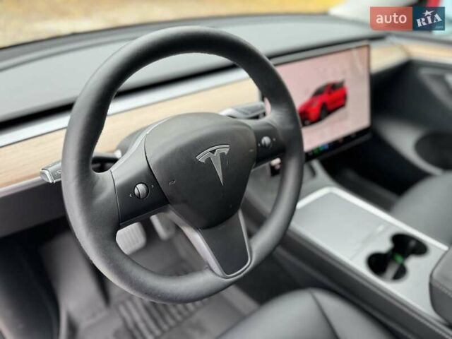 Красный Тесла Model Y, объемом двигателя 0 л и пробегом 84 тыс. км за 25800 $, фото 25 на Automoto.ua
