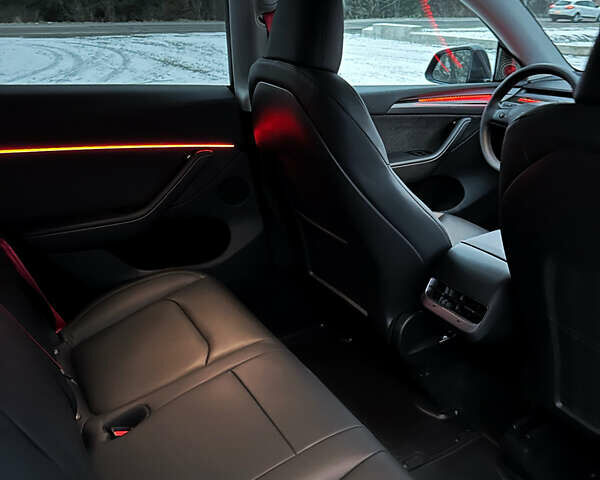 Красный Тесла Model Y, объемом двигателя 0 л и пробегом 23 тыс. км за 34700 $, фото 24 на Automoto.ua