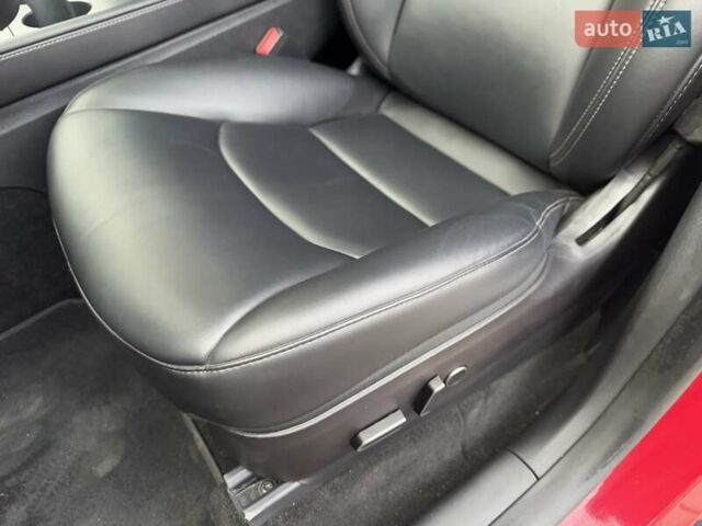 Червоний Тесла Model Y, об'ємом двигуна 0 л та пробігом 10 тис. км за 26500 $, фото 8 на Automoto.ua