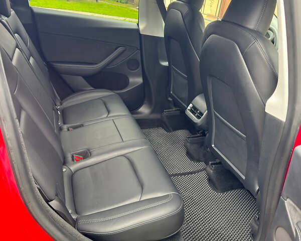 Червоний Тесла Model Y, об'ємом двигуна 0 л та пробігом 60 тис. км за 29500 $, фото 7 на Automoto.ua
