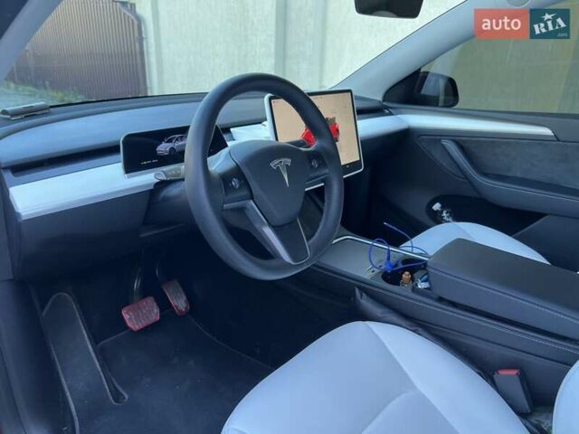 Красный Тесла Model Y, объемом двигателя 0 л и пробегом 46 тыс. км за 28888 $, фото 19 на Automoto.ua