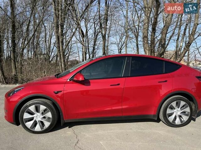 Красный Тесла Model Y, объемом двигателя 0 л и пробегом 31 тыс. км за 30888 $, фото 2 на Automoto.ua