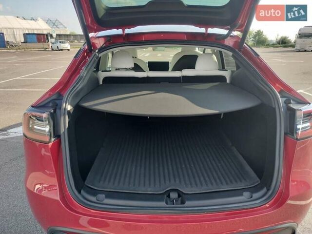 Красный Тесла Model Y, объемом двигателя 0 л и пробегом 30 тыс. км за 27300 $, фото 13 на Automoto.ua