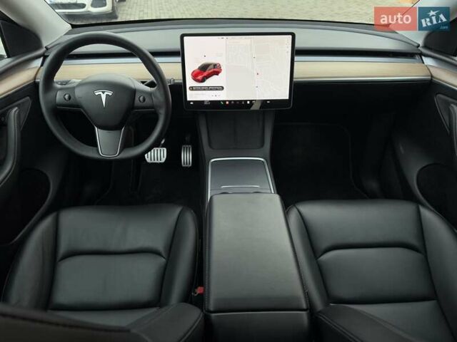 Червоний Тесла Model Y, об'ємом двигуна 0 л та пробігом 10 тис. км за 26500 $, фото 14 на Automoto.ua