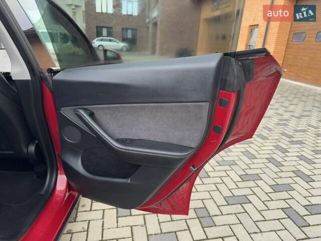 Червоний Тесла Model Y, об'ємом двигуна 0 л та пробігом 10 тис. км за 26500 $, фото 22 на Automoto.ua