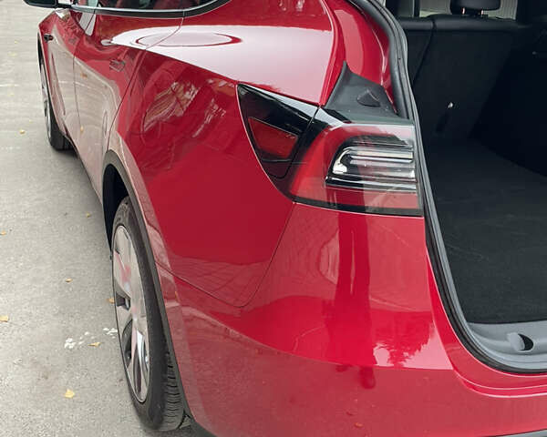 Красный Тесла Model Y, объемом двигателя 0 л и пробегом 23 тыс. км за 26200 $, фото 11 на Automoto.ua
