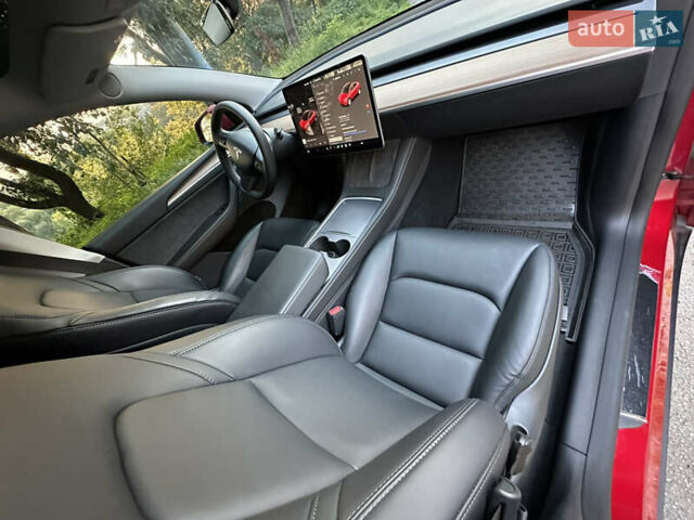 Красный Тесла Model Y, объемом двигателя 0 л и пробегом 39 тыс. км за 27700 $, фото 22 на Automoto.ua