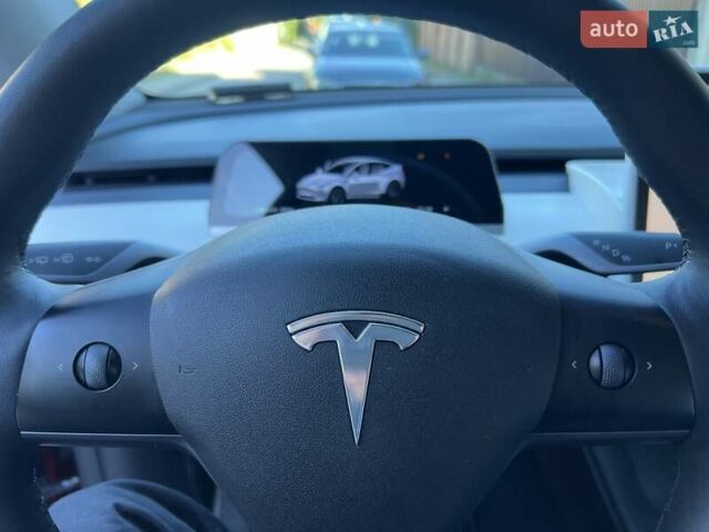 Красный Тесла Model Y, объемом двигателя 0 л и пробегом 46 тыс. км за 28888 $, фото 17 на Automoto.ua
