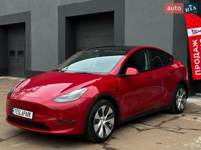 Красный Тесла Model Y, объемом двигателя 0 л и пробегом 43 тыс. км за 31999 $, фото 2 на Automoto.ua
