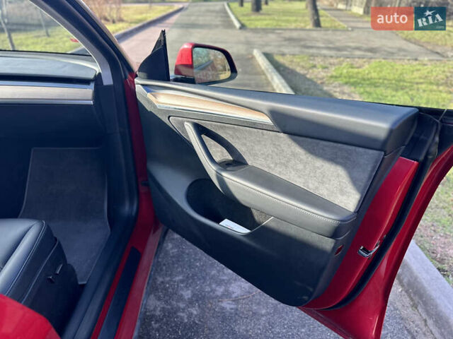 Красный Тесла Model Y, объемом двигателя 0 л и пробегом 19 тыс. км за 28700 $, фото 22 на Automoto.ua