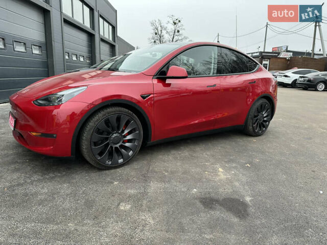 Красный Тесла Model Y, объемом двигателя 0 л и пробегом 54 тыс. км за 27000 $, фото 8 на Automoto.ua