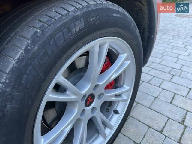 Красный Тесла Model Y, объемом двигателя 0 л и пробегом 46 тыс. км за 28888 $, фото 21 на Automoto.ua