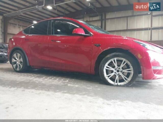Червоний Тесла Model Y, об'ємом двигуна 0 л та пробігом 108 тис. км за 20800 $, фото 6 на Automoto.ua