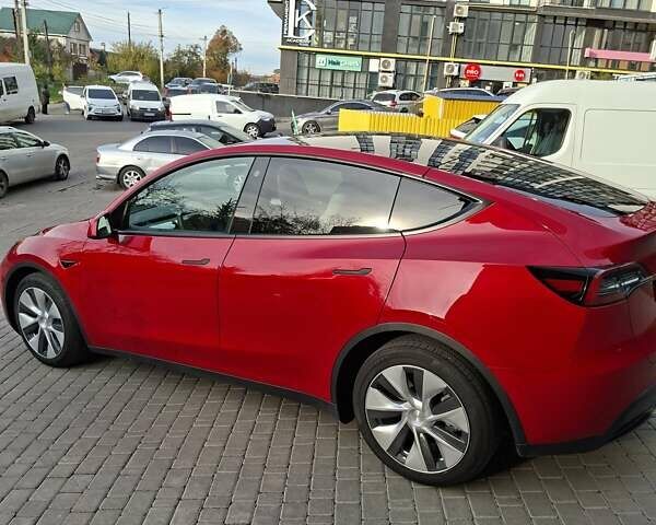 Тесла Model Y 2023 в Виннице на Automoto.ua Красный Тесла Model Y, объемом двигателя 0 л и пробегом 27 тыс. км за 31500 $, фото 12 на Automoto.ua